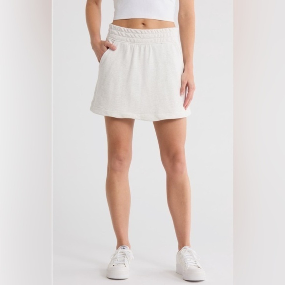 NEW…Yogalicious Zuri Fleece Skirt